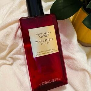 Victoria's Secret Bombshell Intense
